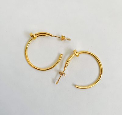 Gold 23k. Earrings 7.6g