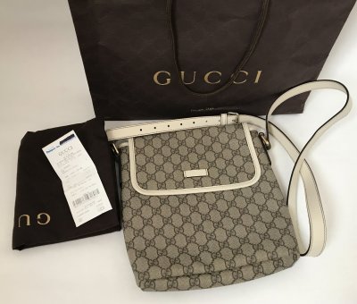 Gucci Crossbody Messenger bag