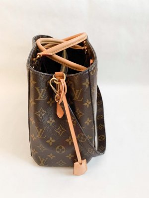 Louis Vuitton Montagine MM