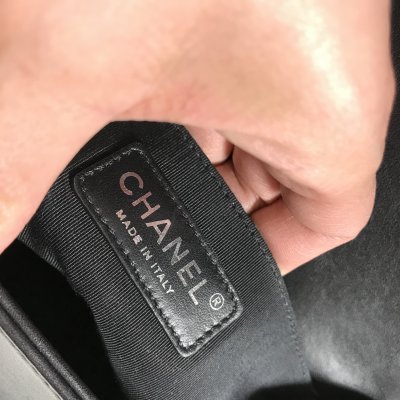 Chanel Boy Small 8 in Black and White Calf Leather