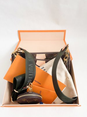 Louis Vuitton Multi Pochette Accessoires Monogram Canvas