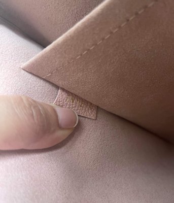 Louis Vuitton Daily Pouch