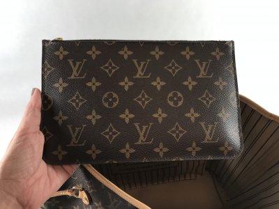 Louis Vuitton Neverfull MM Monogram Canvas