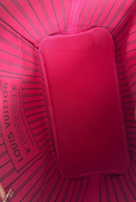 Louis Vuitton Neverfull MM Monogram Canvas