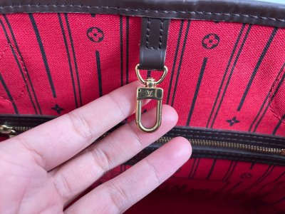 Louis Vuitton Neverfull MM Damier Canvas