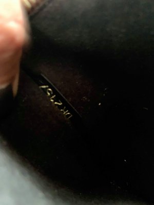 Louis Vuitton Pochette Metis
Monogram Reverse Canvas
