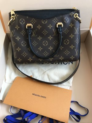 Louis Vuitton Pallas BB Noir
