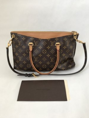 Louis Vuitton Pallas MM