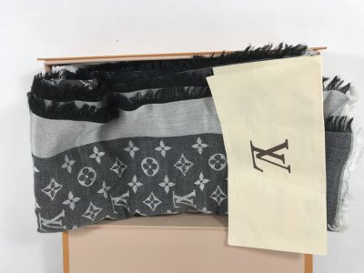 Louis Vuitton Scarf monogram grey