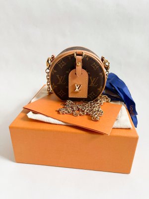 Louis Vuitton MINI BOÎTE CHAPEAU
