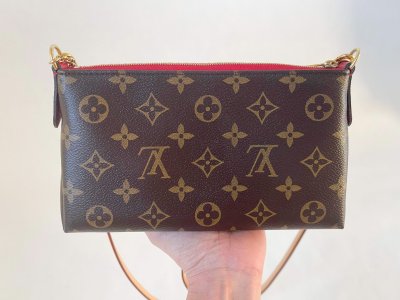 Louis Vuitton Pallas Clutch Monogram Canvas