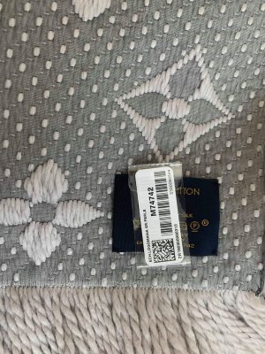 Louis Vuitton Scarf Logomania Grey