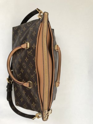 Louis Vuitton Pallas MM