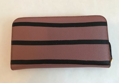 Burberry Zippy Wallet Pink