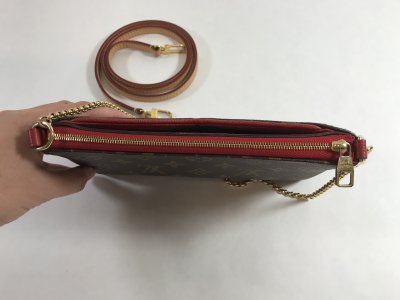 Louis Vuitton Pallas Clutch Monogram