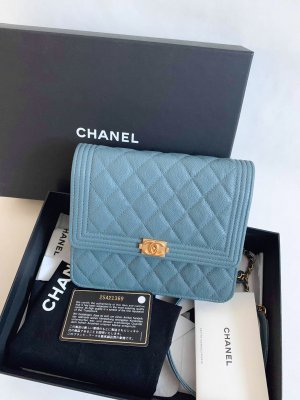 Chanel Crossbody Blue Caviar GHW