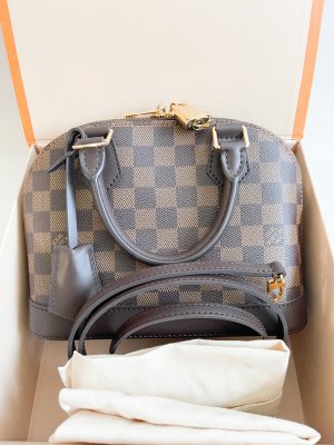 Louis Vuitton Alma BB