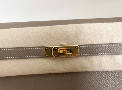 Hermes Kelly Togo in Etoupe Epsom Leather GHW