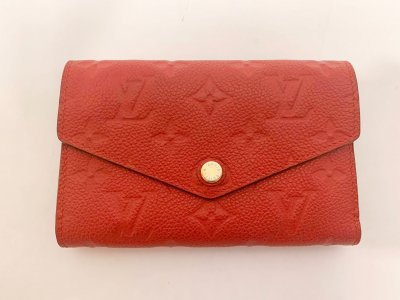 Louis Vuitton Curieuse Compact
Red Empriente Wallet