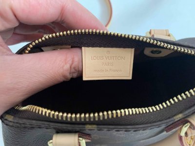 Louis Vuitton Speedy Nano