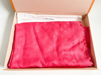 Louis Vuitton Shawl