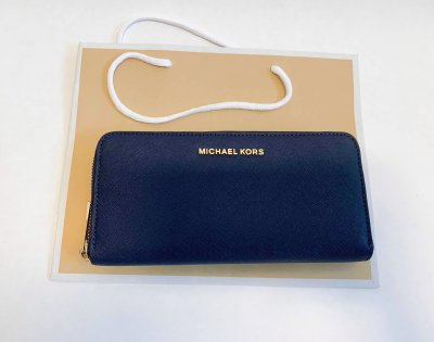 Michael Kors Long Zippy Wallet