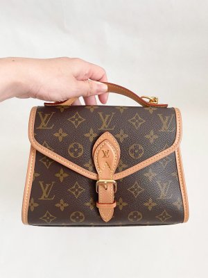 Louis Vuitton Ivy Monogram Canvas