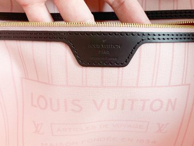 Louis Vuitton Neverfull MM Damier Canvas