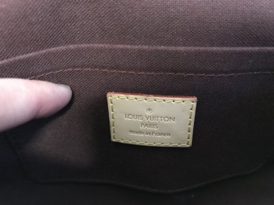 Louis Vuitton Favorite PM Monogram Canvas