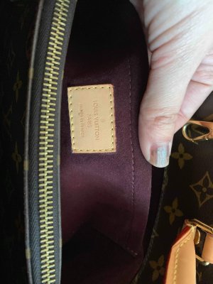 Louis Vuitton Montagine MM