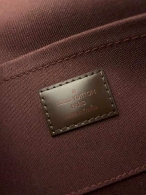Louis Vuitton Favorite PM Damier Canvas