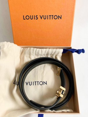 Louis Vuitton Black leather belt Size 80
