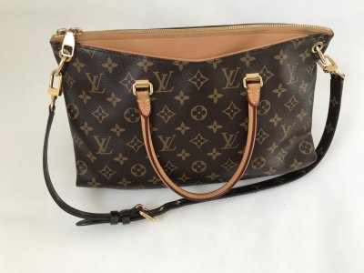Louis Vuitton Pallas MM