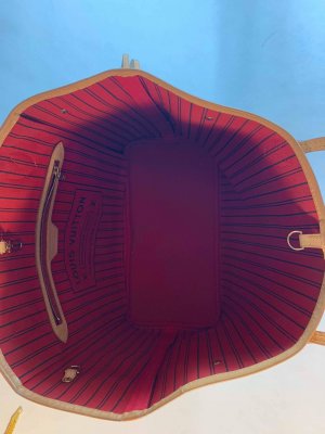 Louis Vuitton Neverfull MM Monogram Canvas