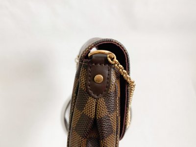 Louis Vuitton Favorite PM Damier