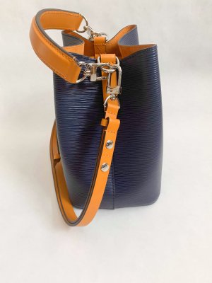 Louis Vuitton Neo Noe bb epi blue