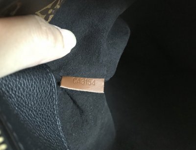 Louis Vuitton Pallas MM Monogram Black