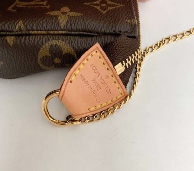 Louis Vuitton Mini Pochette