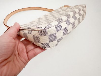 Louis Vuitton Pochette Accessoires Damier Azur