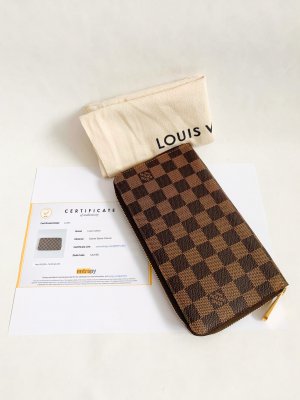 Louis Vuitton Zippy Organizer