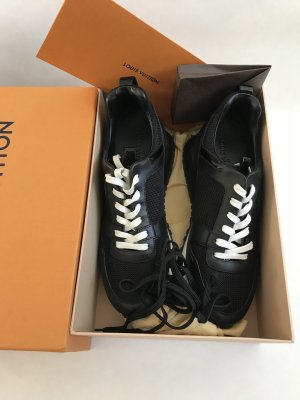 Louis Vuitton Sneakers Black Size 38