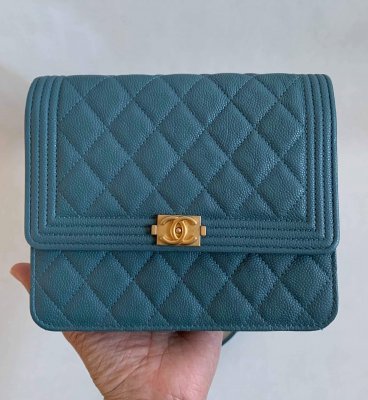 Chanel Crossbody Blue Caviar GHW