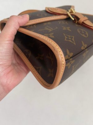 Louis Vuitton Ivy Monogram Canvas