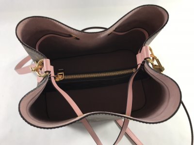 Louis Vuitton Neo Noe