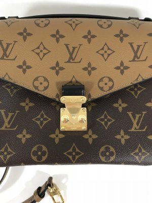 Louis Vuitton Pochette Metis Two-Tone