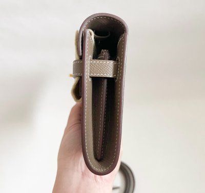 Hermes Kelly Togo in Etoupe Epsom Leather GHW