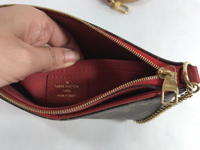 Louis Vuitton Pallas Clutch Monogram