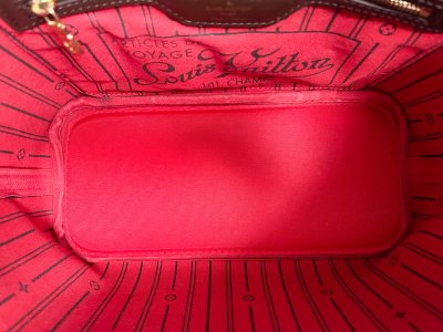 Louis Vuitton Neverfull PM