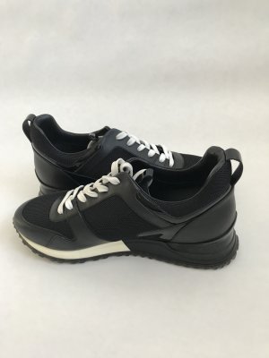 Louis Vuitton Sneakers Black Size 38