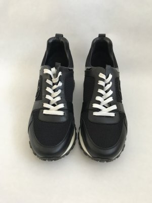 Louis Vuitton Sneakers Black Size 38